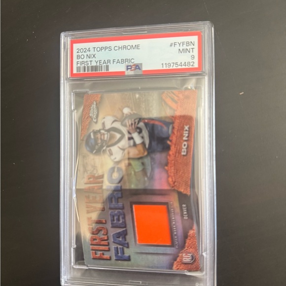 2024 Topps Chrome - First Year Fabric Bo Nix #FYF-BN (MEM, RC) - Picture 2 of 3